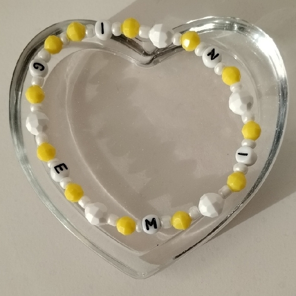 Gemini Beaded Bracelet - Yellow and White - Picture 2 of 7